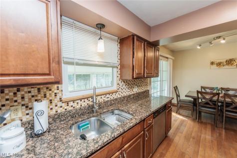 19157 Howe Road Strongsville OH 44136
