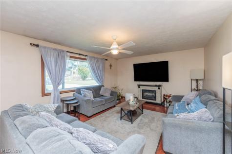 19157 Howe Road Strongsville OH 44136