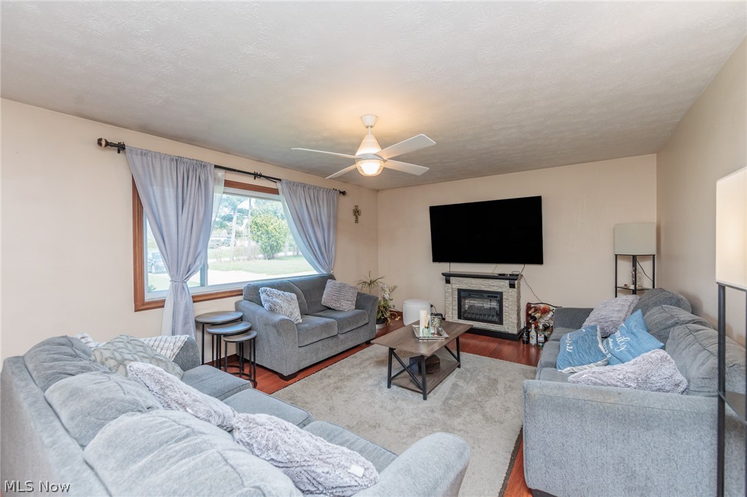 19157 Howe Road Strongsville OH 44136