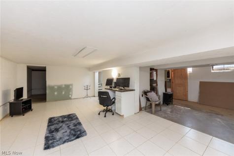 19157 Howe Road Strongsville OH 44136