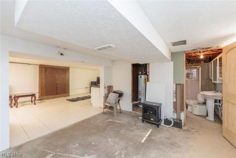 19157 Howe Road Strongsville OH 44136