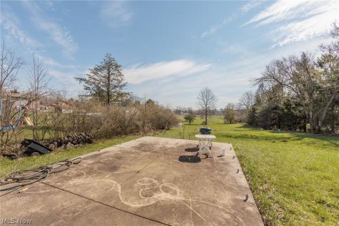 19157 Howe Road Strongsville OH 44136