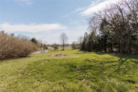 19157 Howe Road Strongsville OH 44136