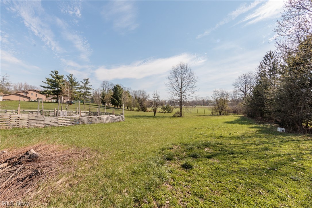 19157 Howe Road Strongsville OH 44136