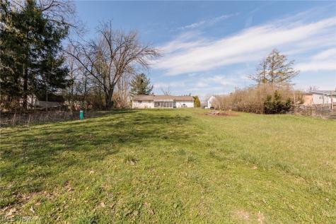 19157 Howe Road Strongsville OH 44136