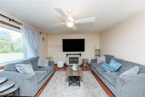 19157 Howe Road Strongsville OH 44136