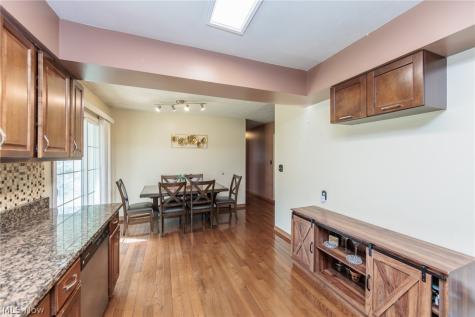 19157 Howe Road Strongsville OH 44136