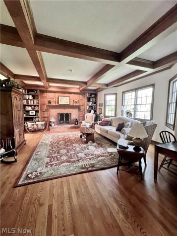 5534 Governors Avenue NW Canton OH 44718