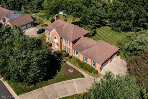 5534 Governors Avenue NW Canton OH 44718