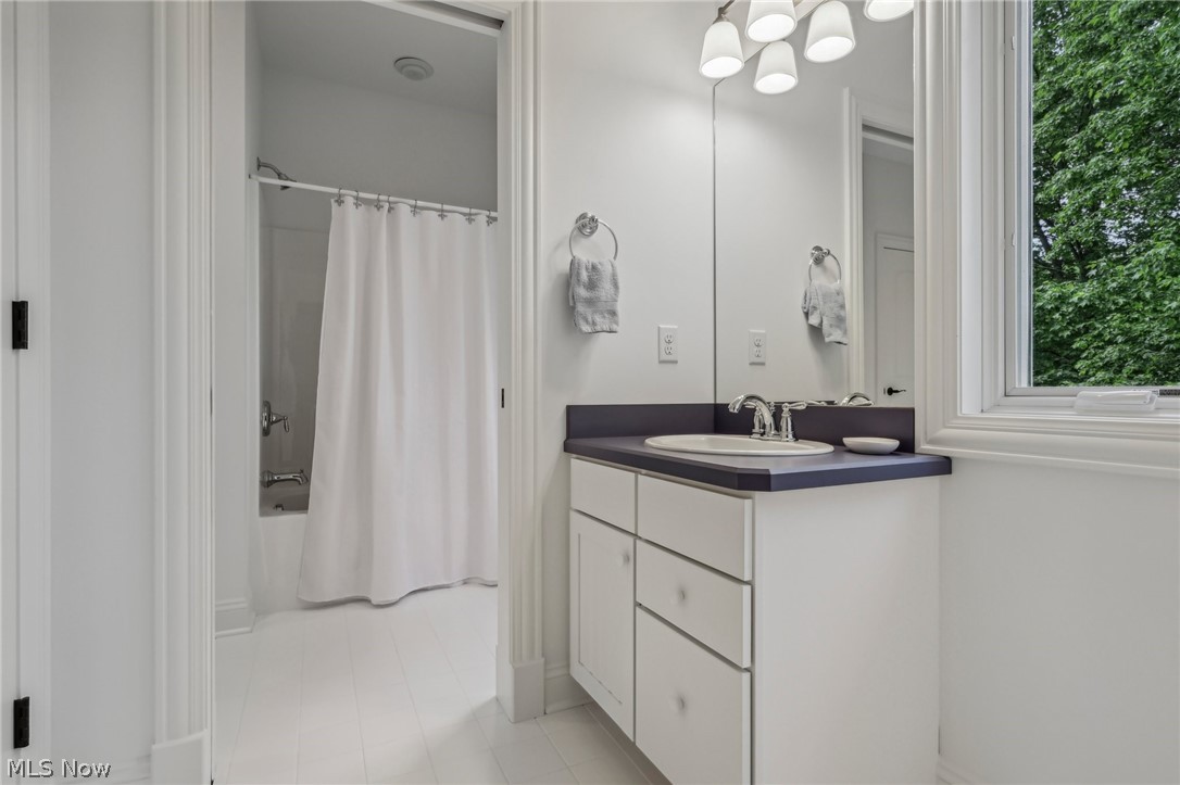 1500 Morning Star Drive Roaming Shores OH 44084