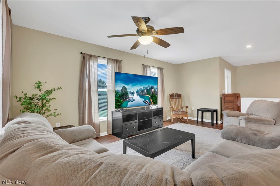 2057 Harden Mount Perry OH 43760