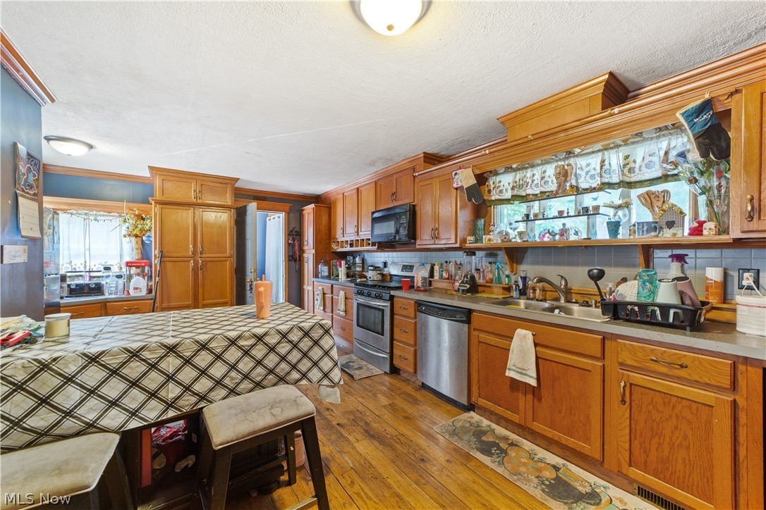 1202 Middle Avenue Elyria OH 44035