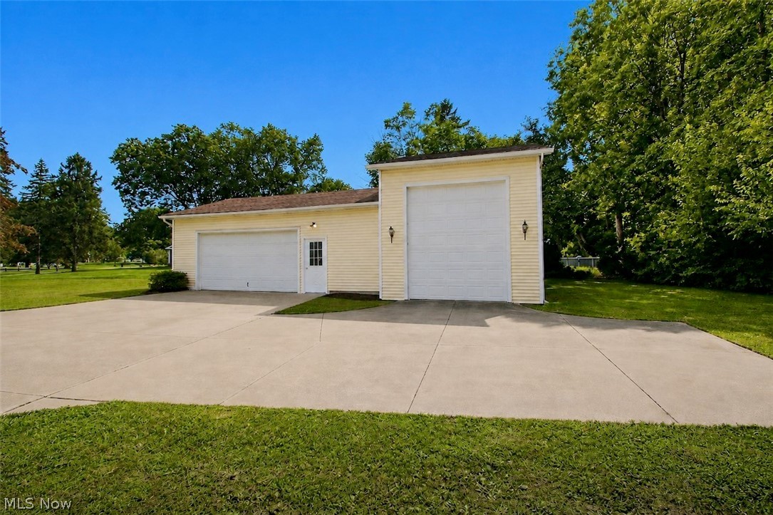 2300 Beechersbrook Lane Madison OH 44057