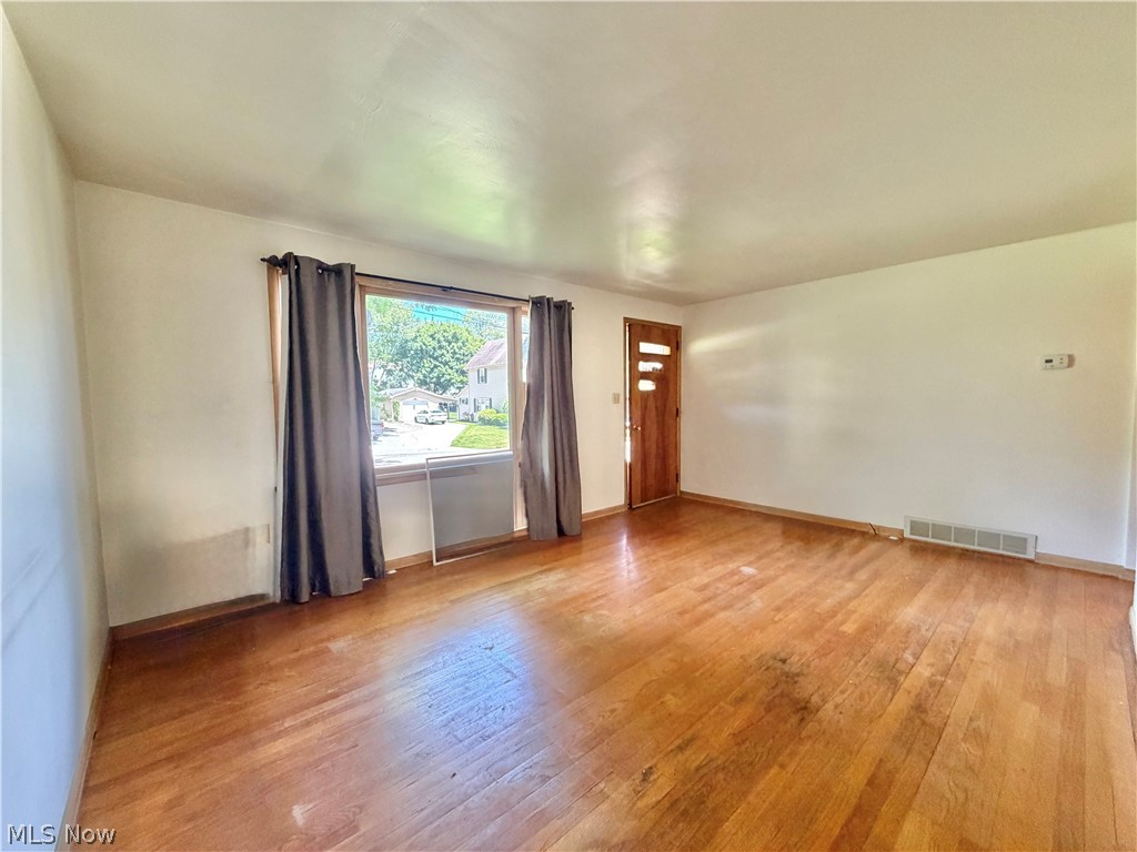 307 W 9th Street Salem OH 44460