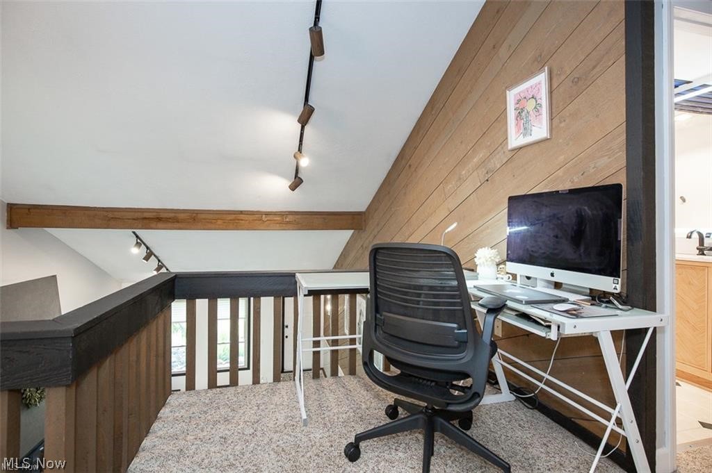17101 Rabbit Run Drive Strongsville OH 44136