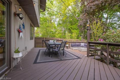 17101 Rabbit Run Drive Strongsville OH 44136