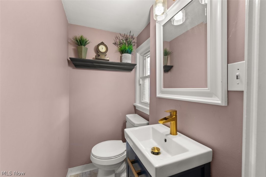 3290 Wooster Road Rocky River OH 44116