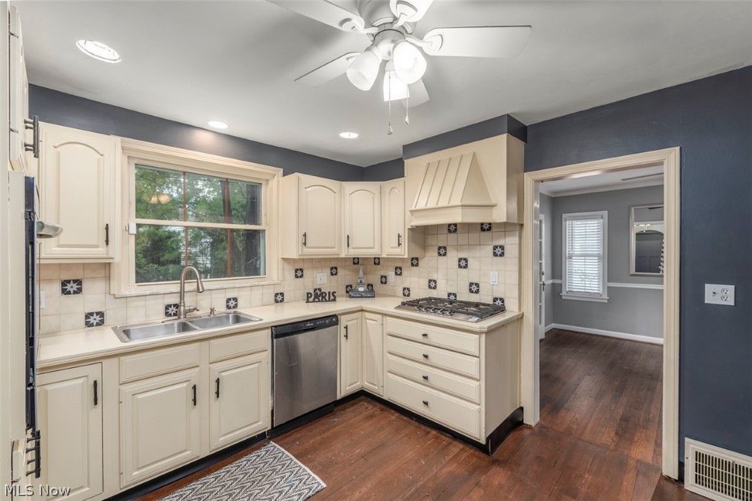3290 Wooster Road Rocky River OH 44116