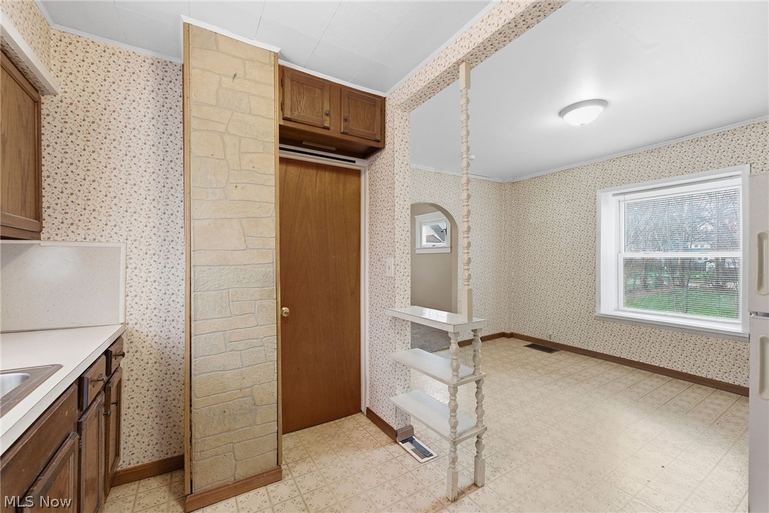 1887 Ritzman Court Akron OH 44314