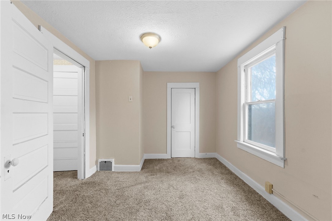 1887 Ritzman Court Akron OH 44314