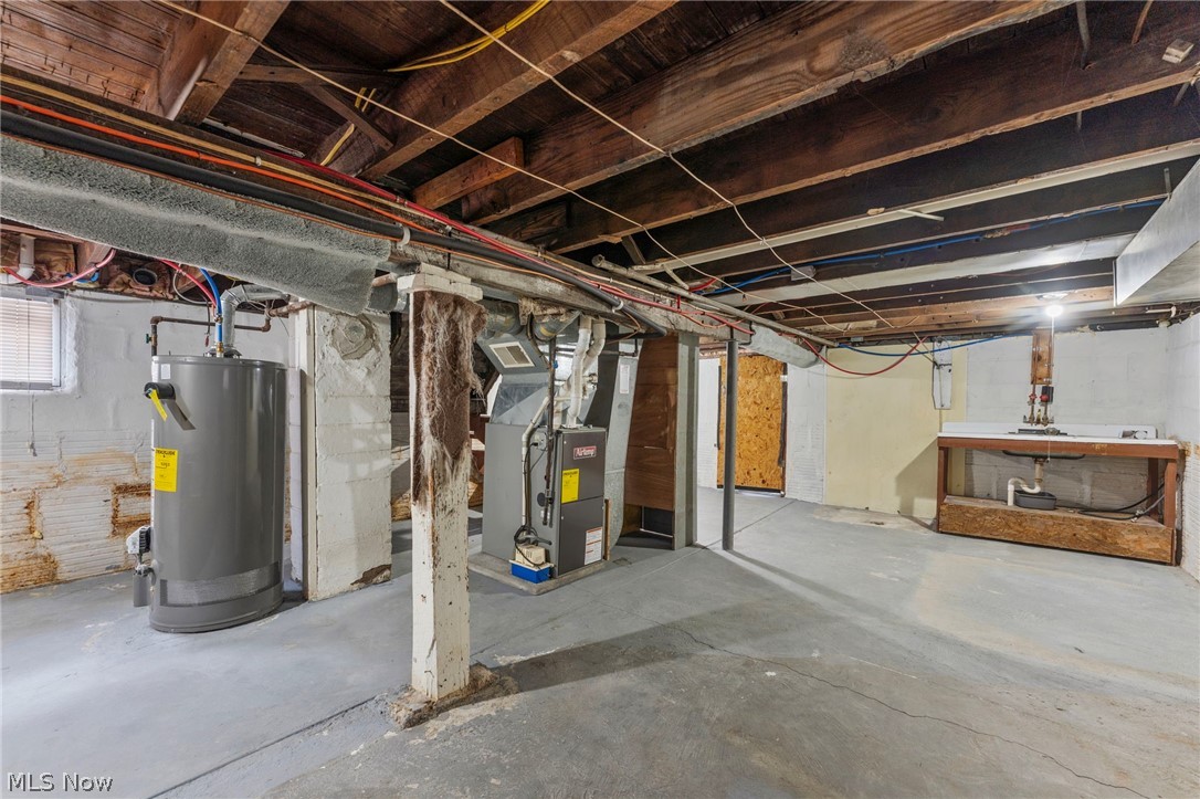 1887 Ritzman Court Akron OH 44314