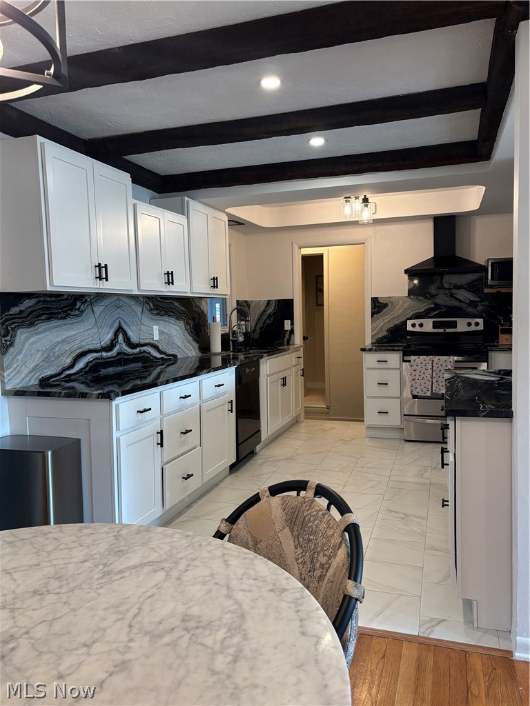 1703 Chelmsford Road Cuyahoga Heights OH 44124