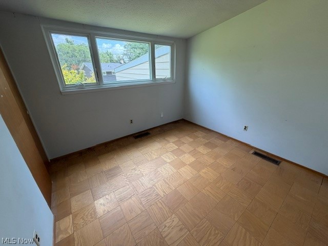 6663 Rochelle Boulevard Parma OH 44130