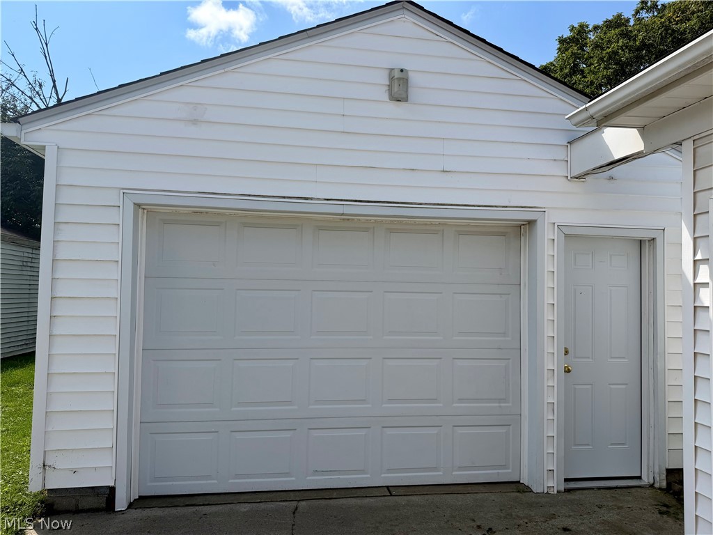 512 Maplewood Avenue Struthers OH 44471