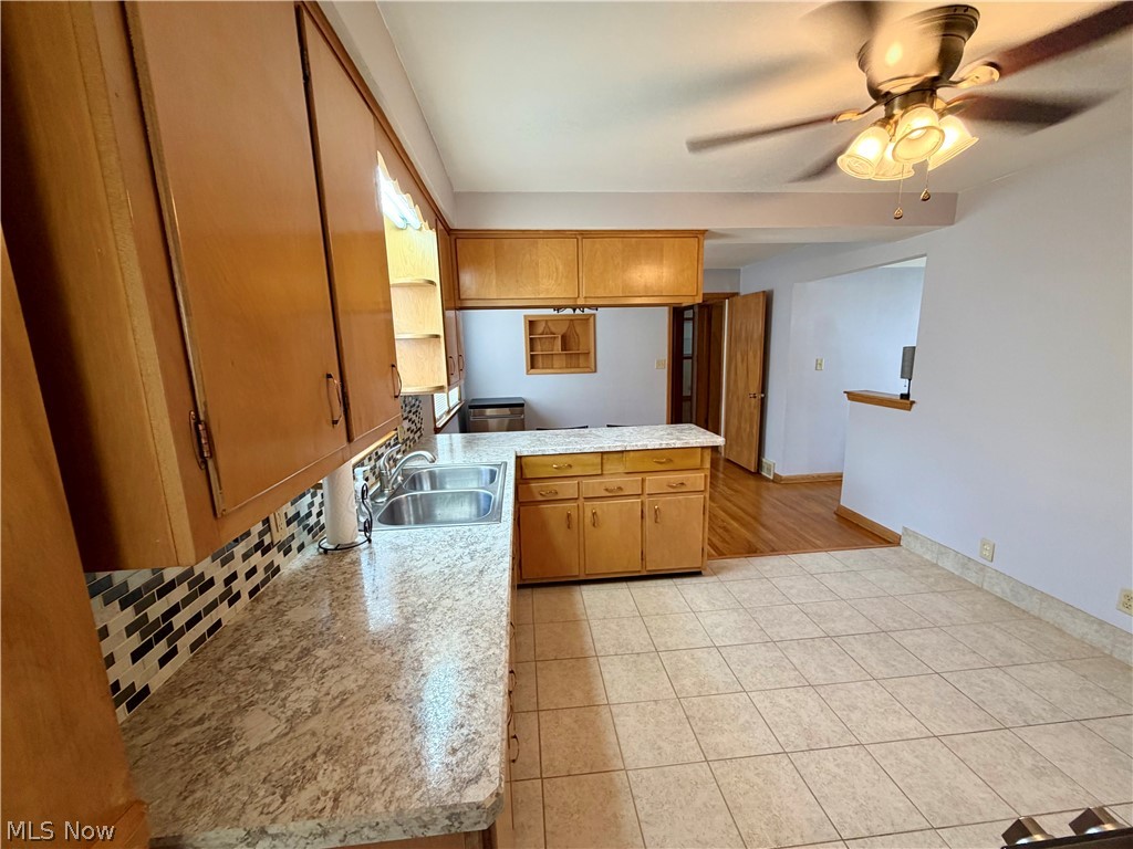 512 Maplewood Avenue Struthers OH 44471