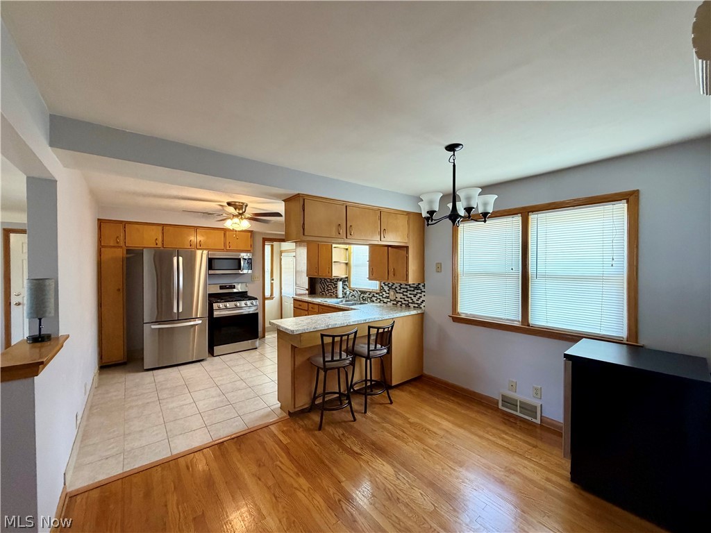 512 Maplewood Avenue Struthers OH 44471