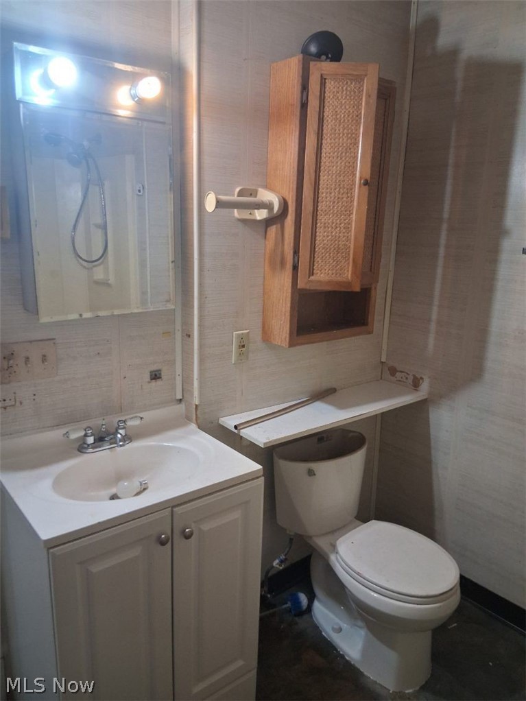 462 Eddy Road Cleveland OH 44108