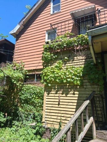 462 Eddy Road Cleveland OH 44108