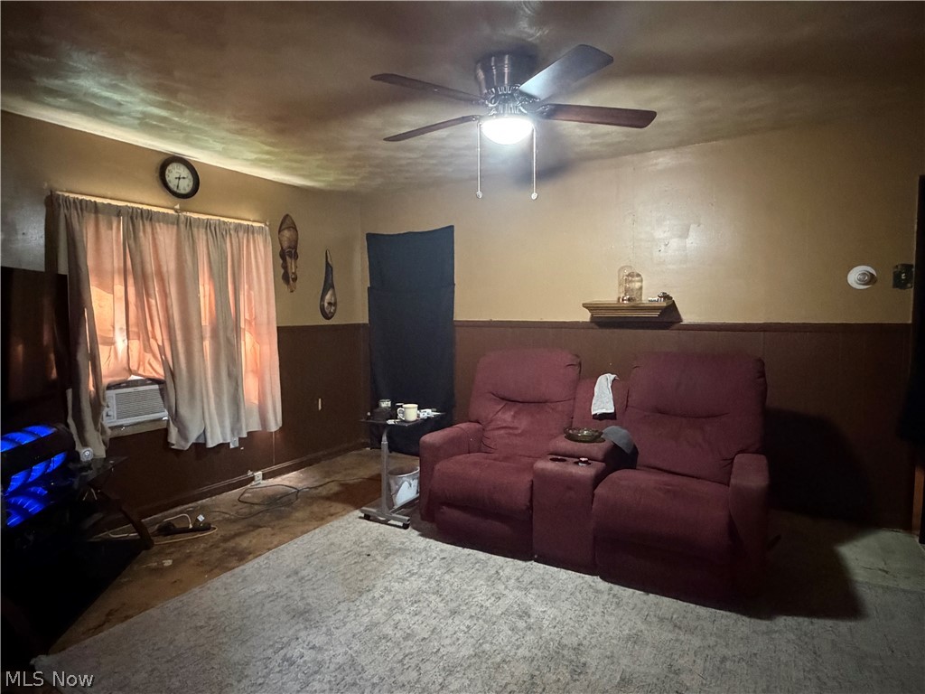 1551 S 6th Street Coshocton OH 43812