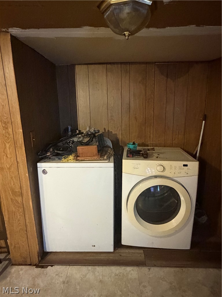 1551 S 6th Street Coshocton OH 43812