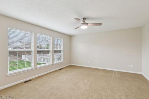 4636 Fields Way Lorain OH 44053