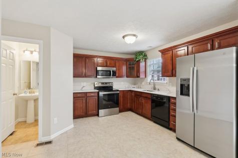 4636 Fields Way Lorain OH 44053