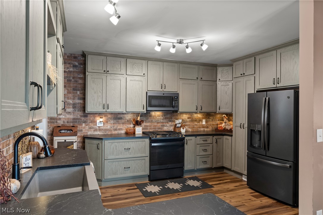 614 Hickory Street Martins Ferry OH 43935