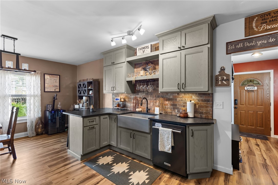 614 Hickory Street Martins Ferry OH 43935