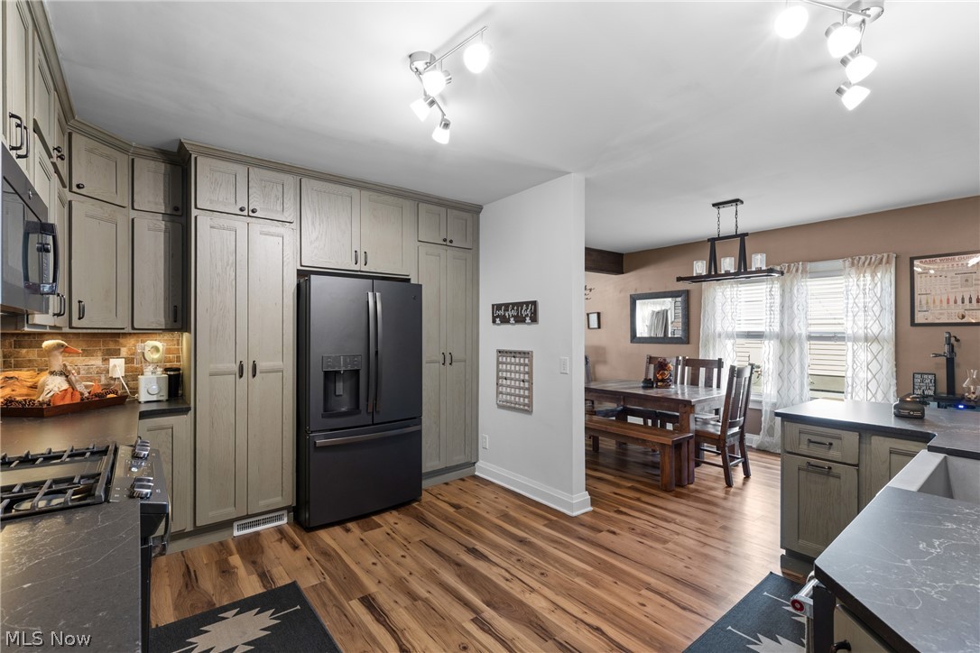 614 Hickory Street Martins Ferry OH 43935