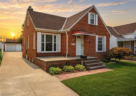 8003 Bertha Avenue Parma OH 44129