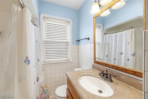 8003 Bertha Avenue Parma OH 44129