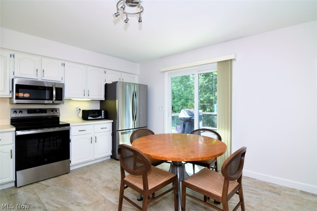 5220 Park Side Trail Solon OH 44139
