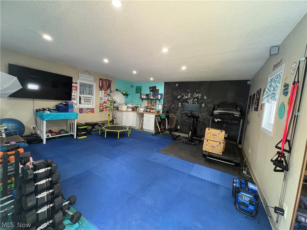 370 N Main Street Columbiana OH 44408