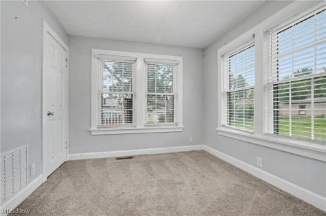 865 Hartshorn Street Alliance OH 44601