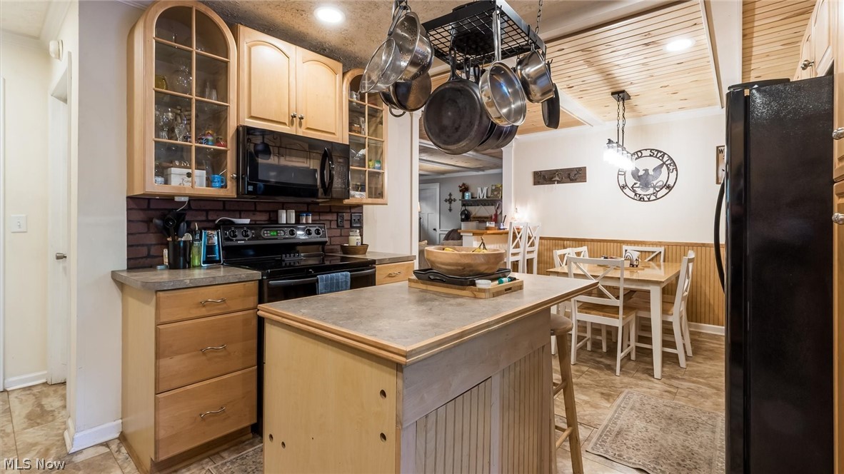111 El Camino Drive Zanesville OH 43701