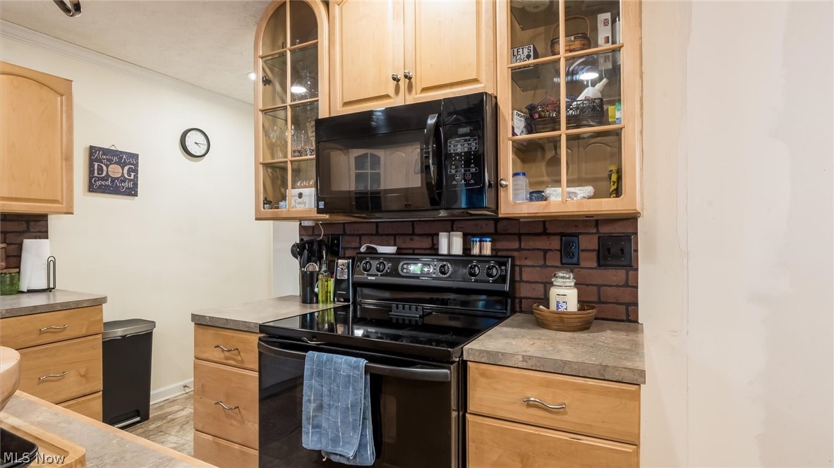 111 El Camino Drive Zanesville OH 43701