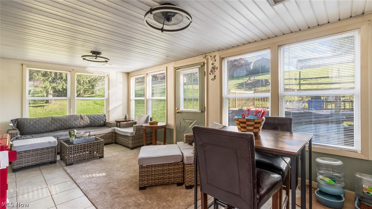 111 El Camino Drive Zanesville OH 43701