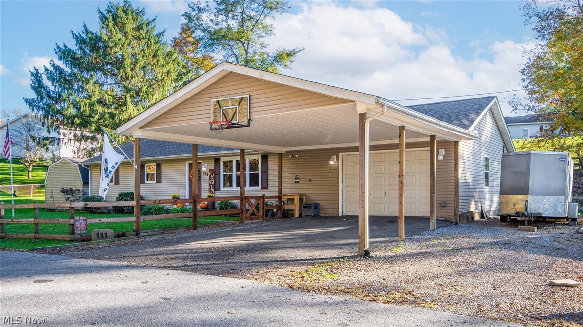 111 El Camino Drive Zanesville OH 43701