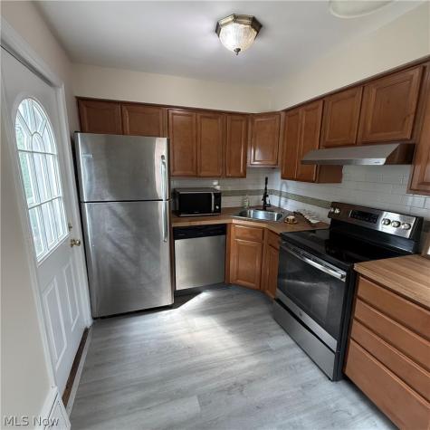 4111 Russell Avenue Parma OH 44134