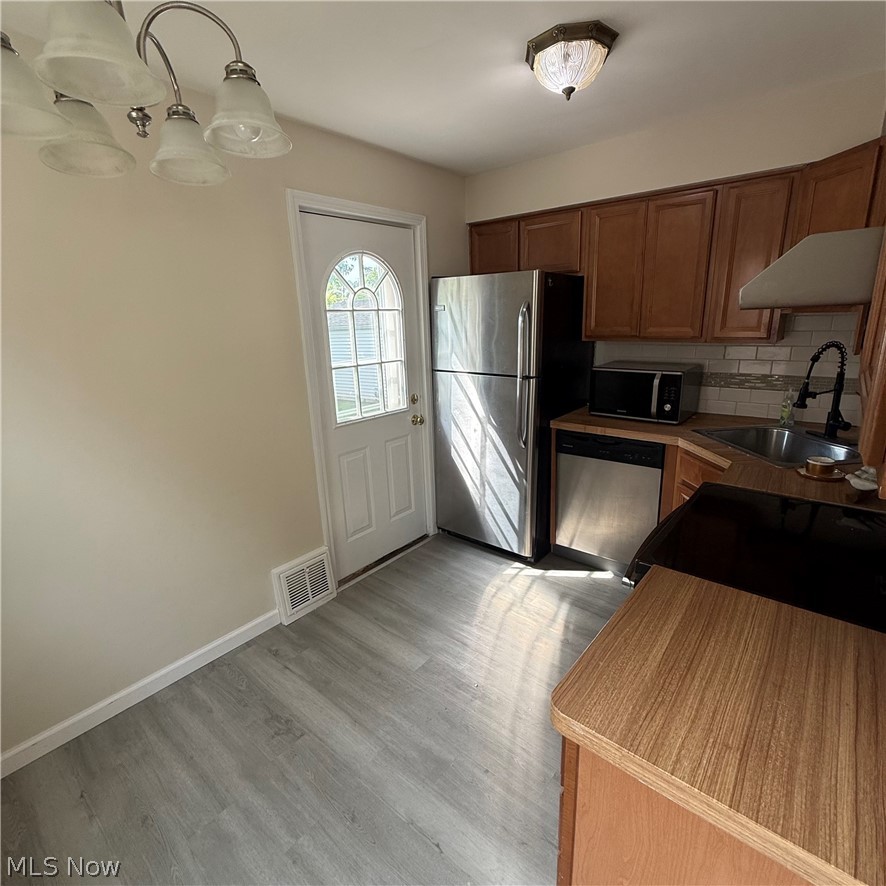 4111 Russell Avenue Parma OH 44134